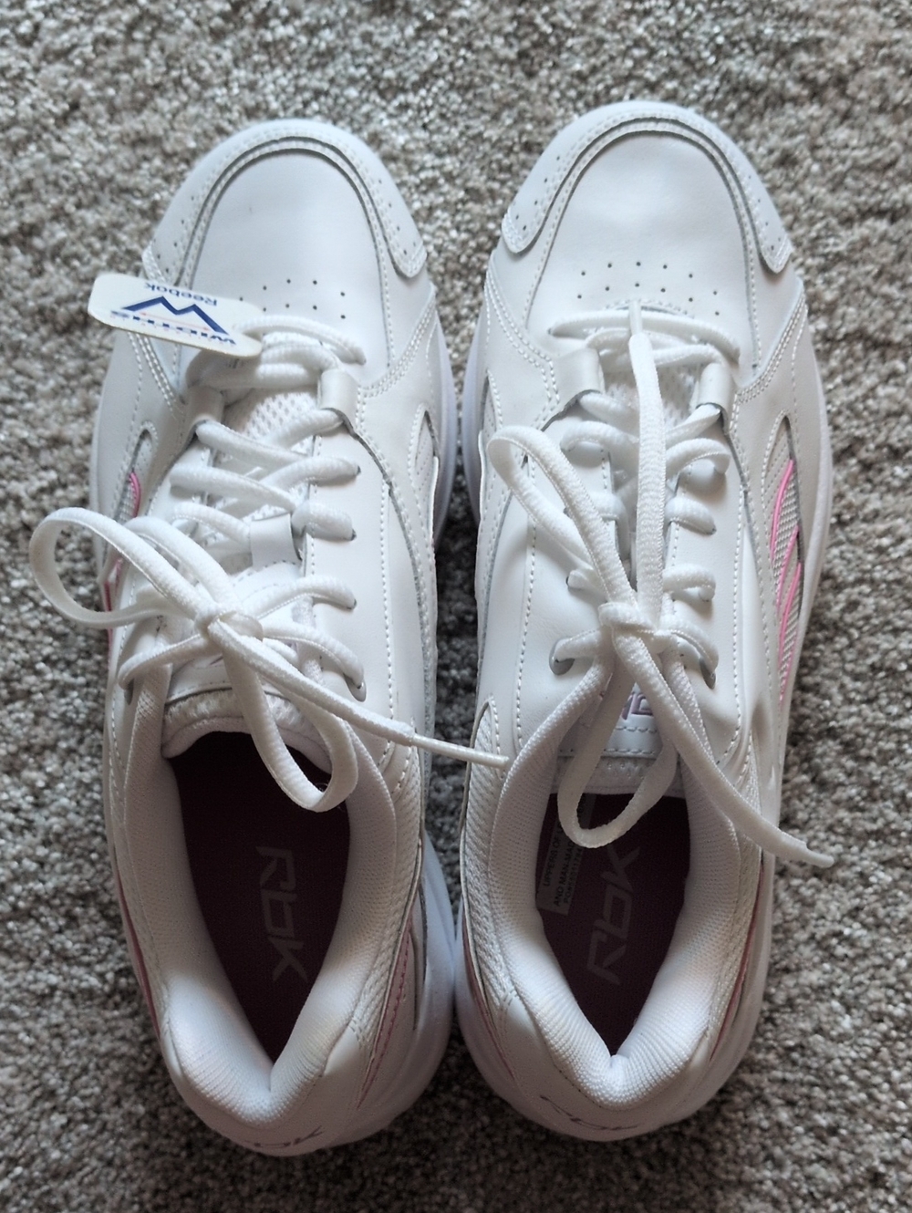 NWT Reebok White And Pink DMX Max Sneakers Size 8.5W